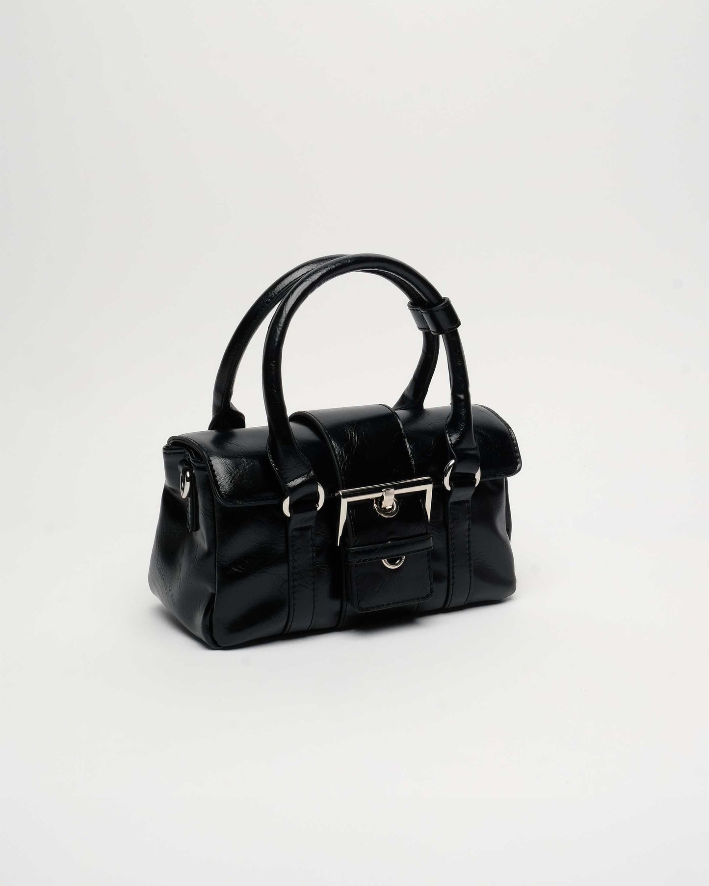 Núnoo Maggie Buckle Wrinkle Black Medium Black