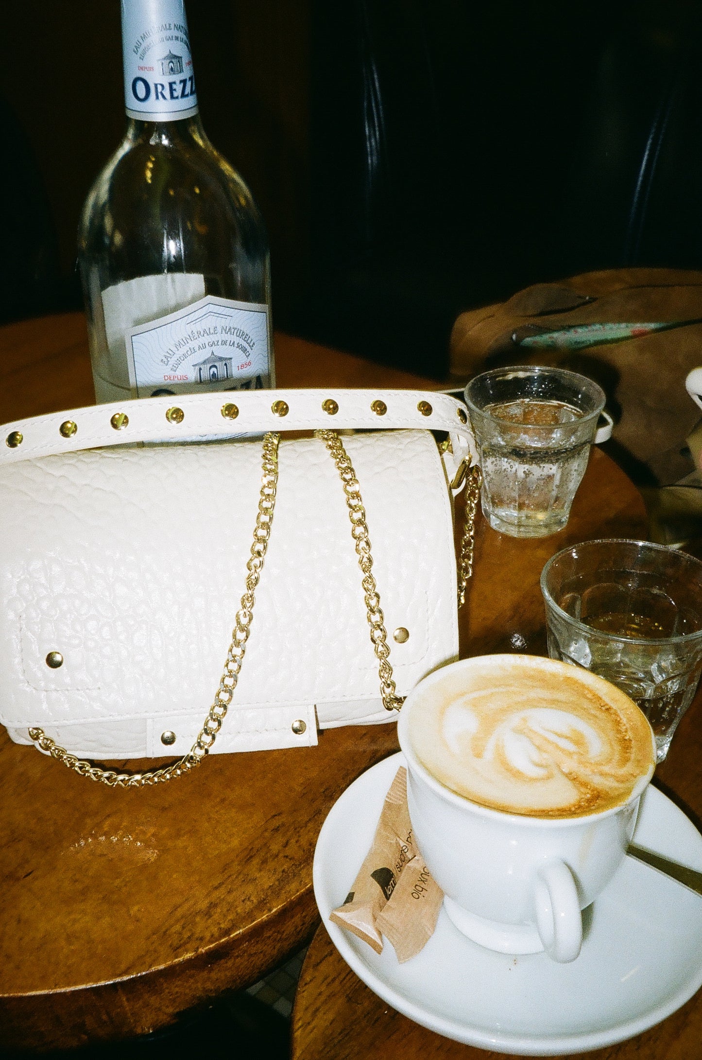 Núnoo Small Honey new zealand beige w. gold Small bag Beige