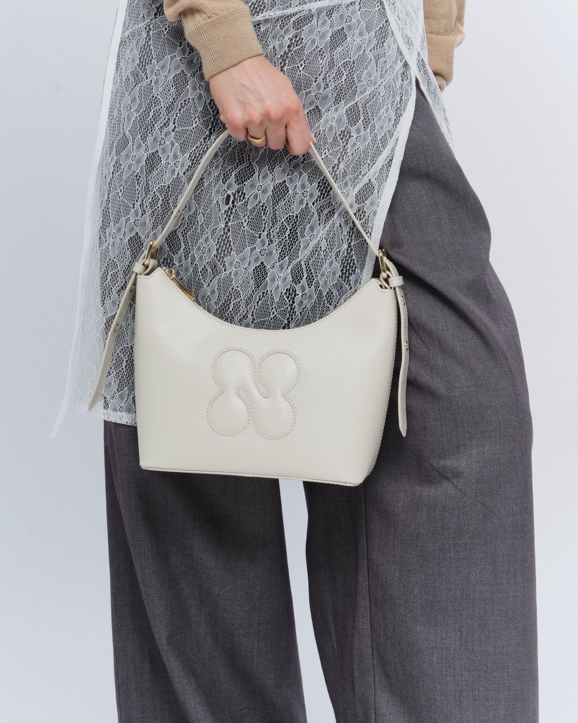 Núnoo Ava Florence Warm Grey w. Gold Medium Warm Grey