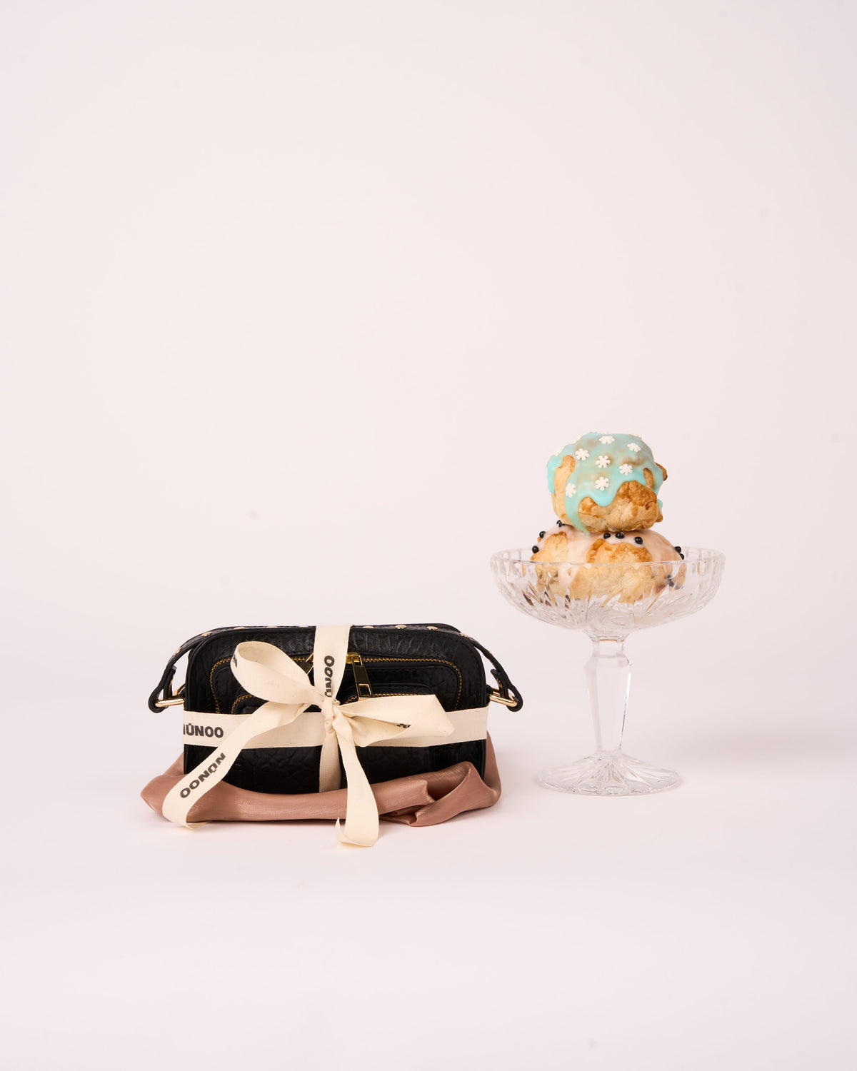 Núnoo Christmas Gift Box Maxi Black