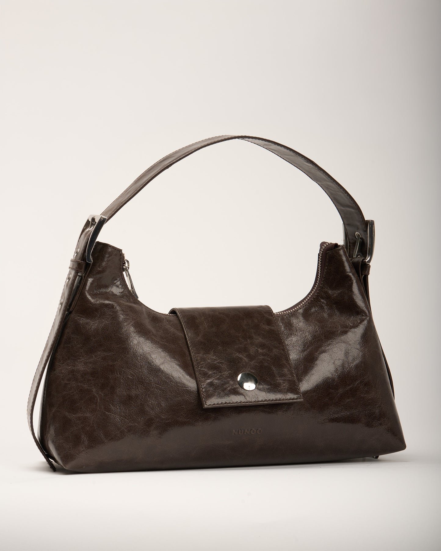 Núnoo Large Dandy Buckle Megah Dark Brown Medium Dark brown