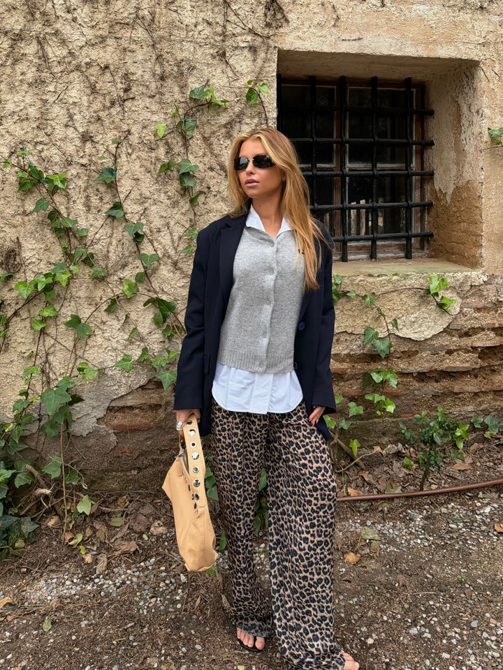 Núnoo Large Dandy Studs Mountain Cream Large Cream