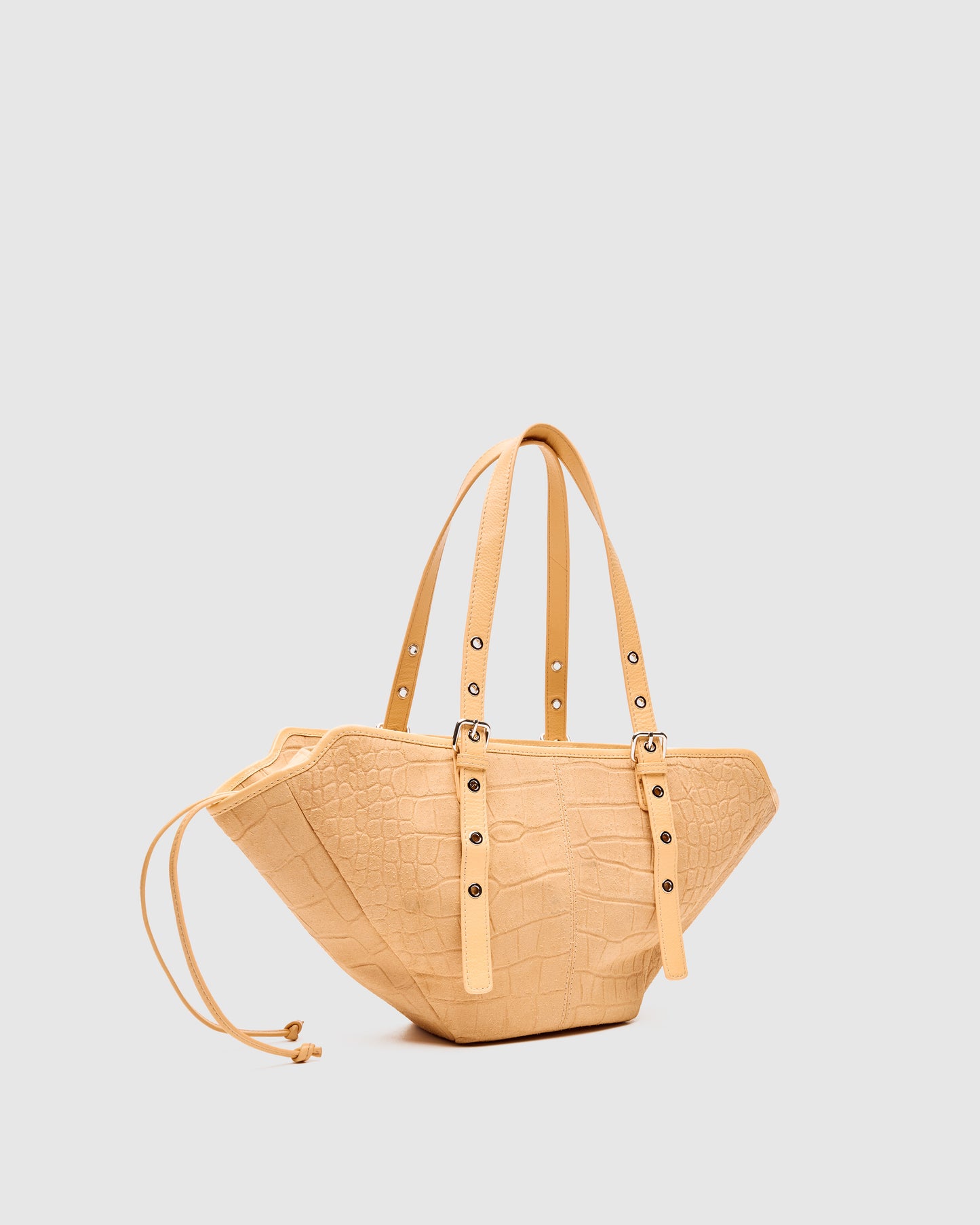 Núnoo Small Nora Scale Suede Cream Medium Cream